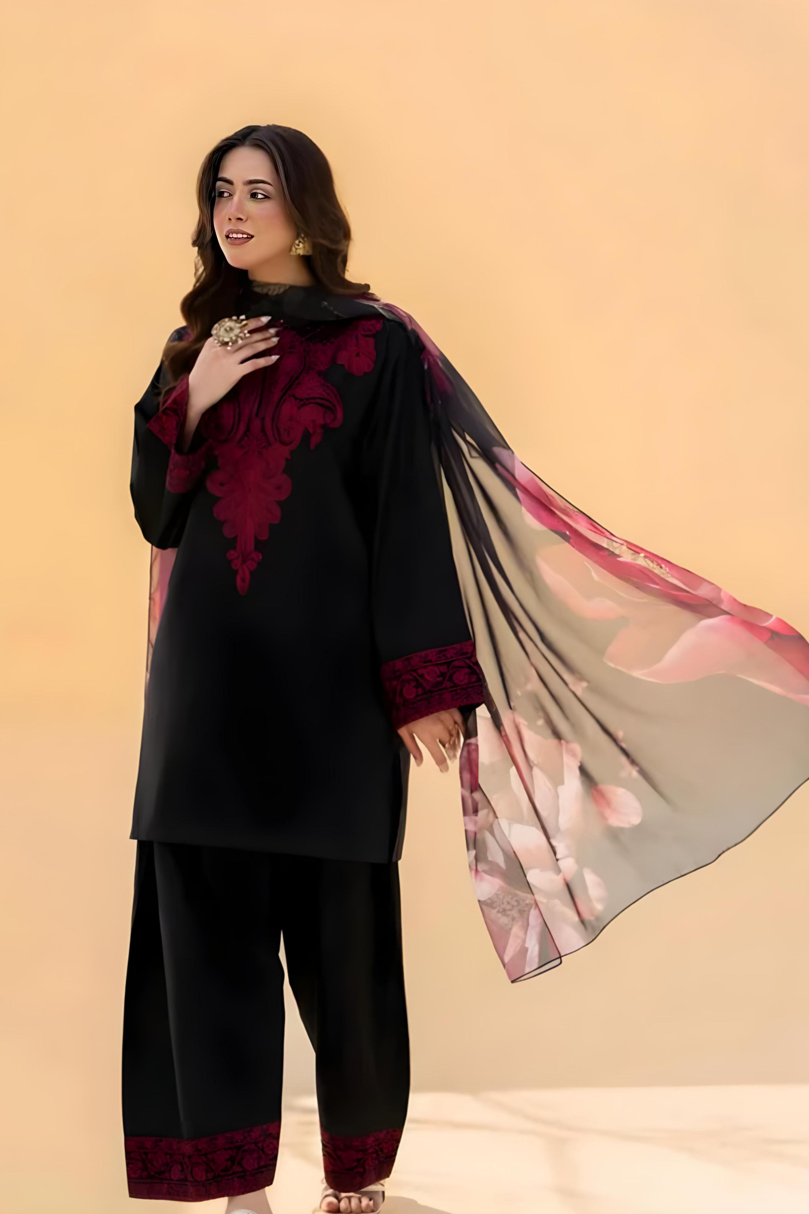 Zaroon 3 Piece Embroidered