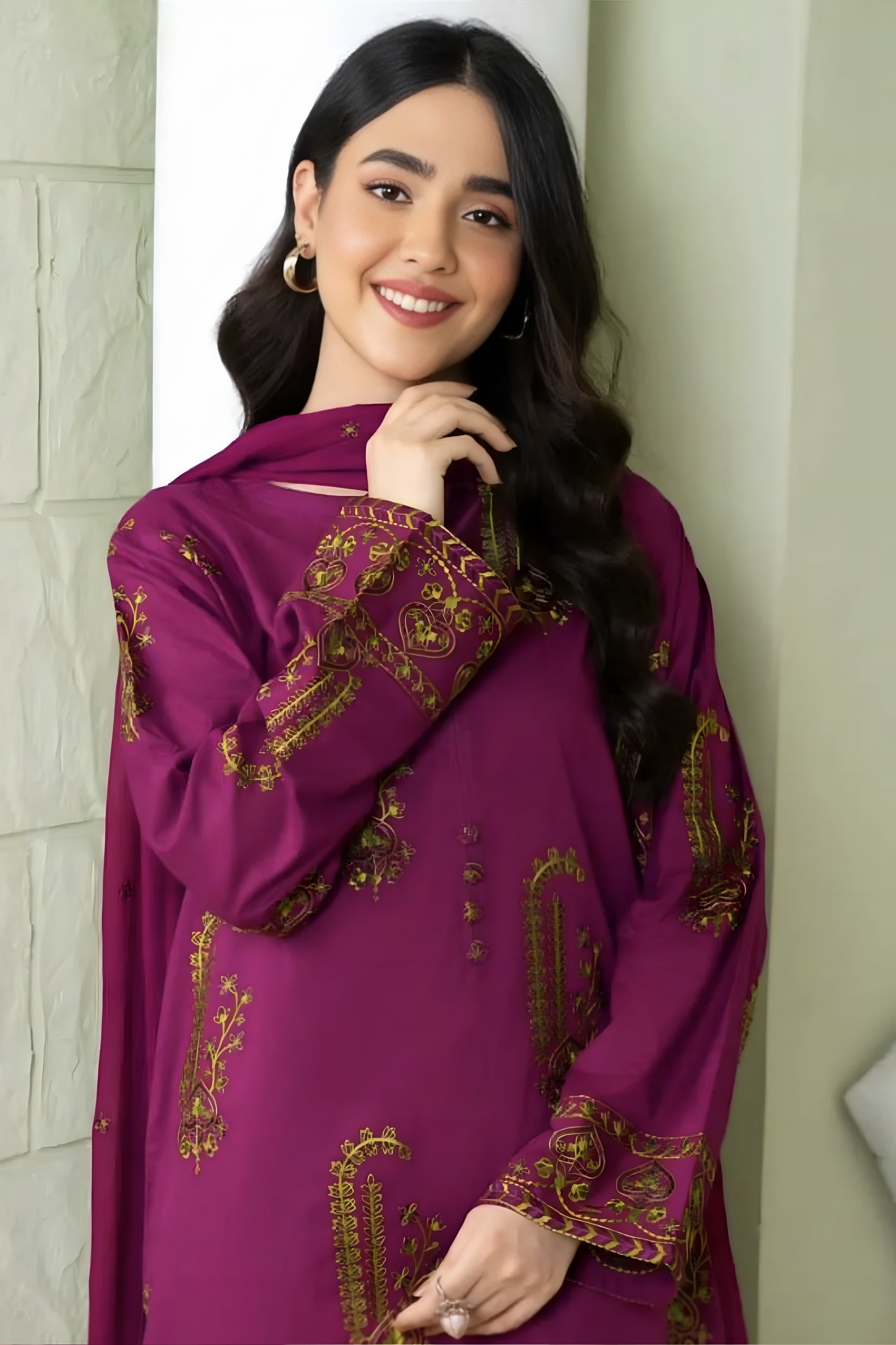 AMBER EMBROIDERED 3PC