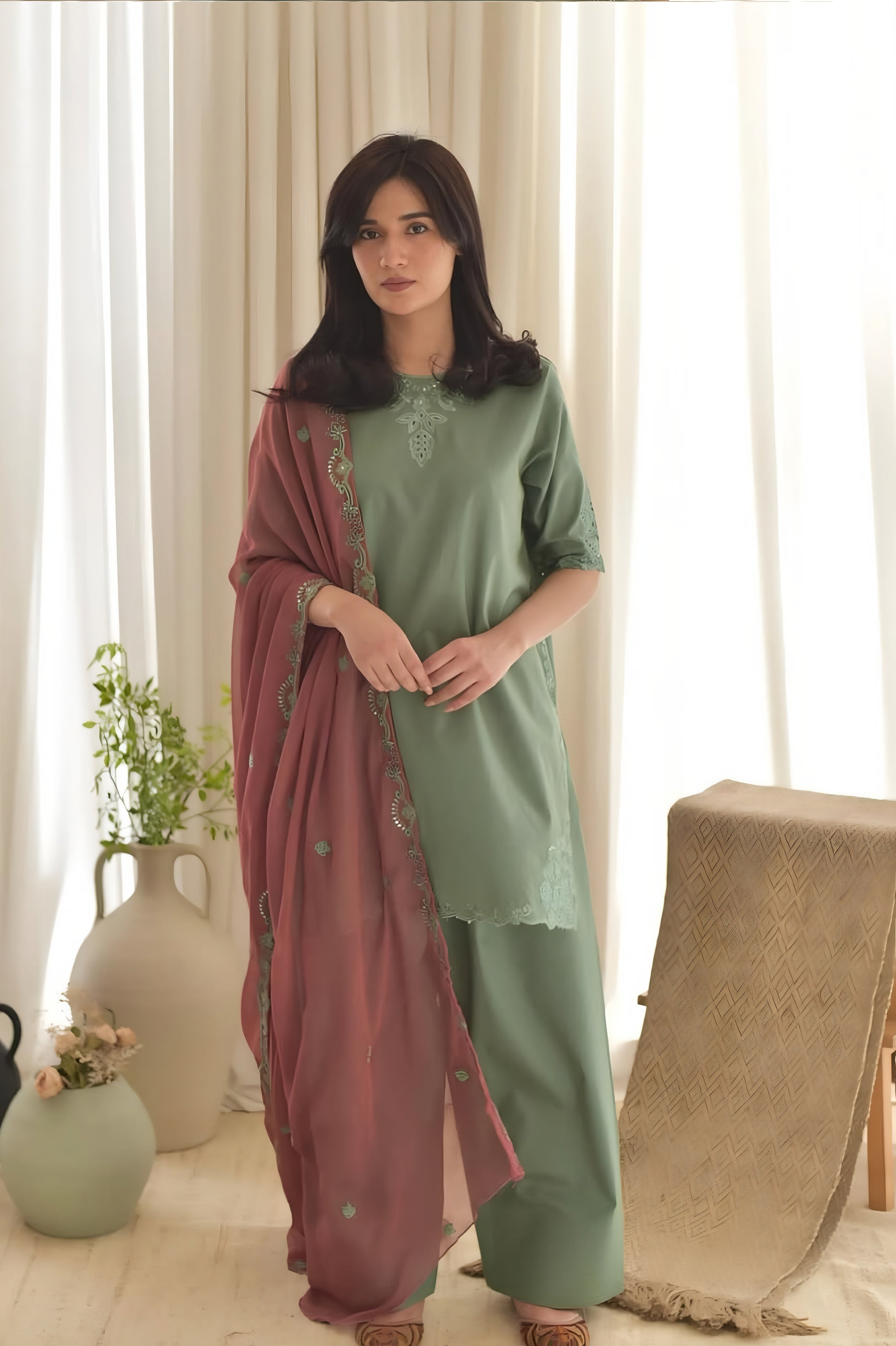 Zola Embroidery 3pc