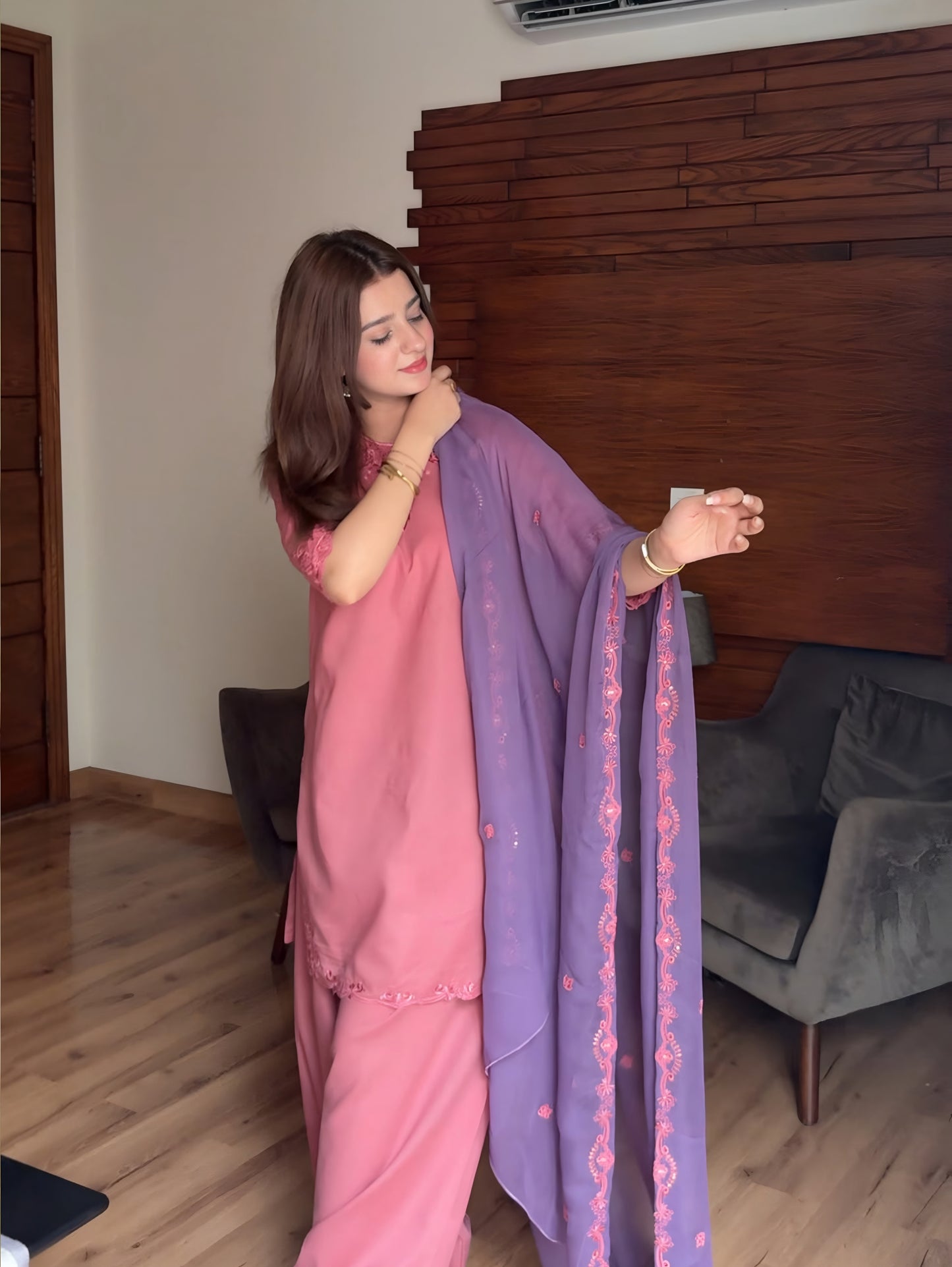 Zola 3 piece with farshi shalwar