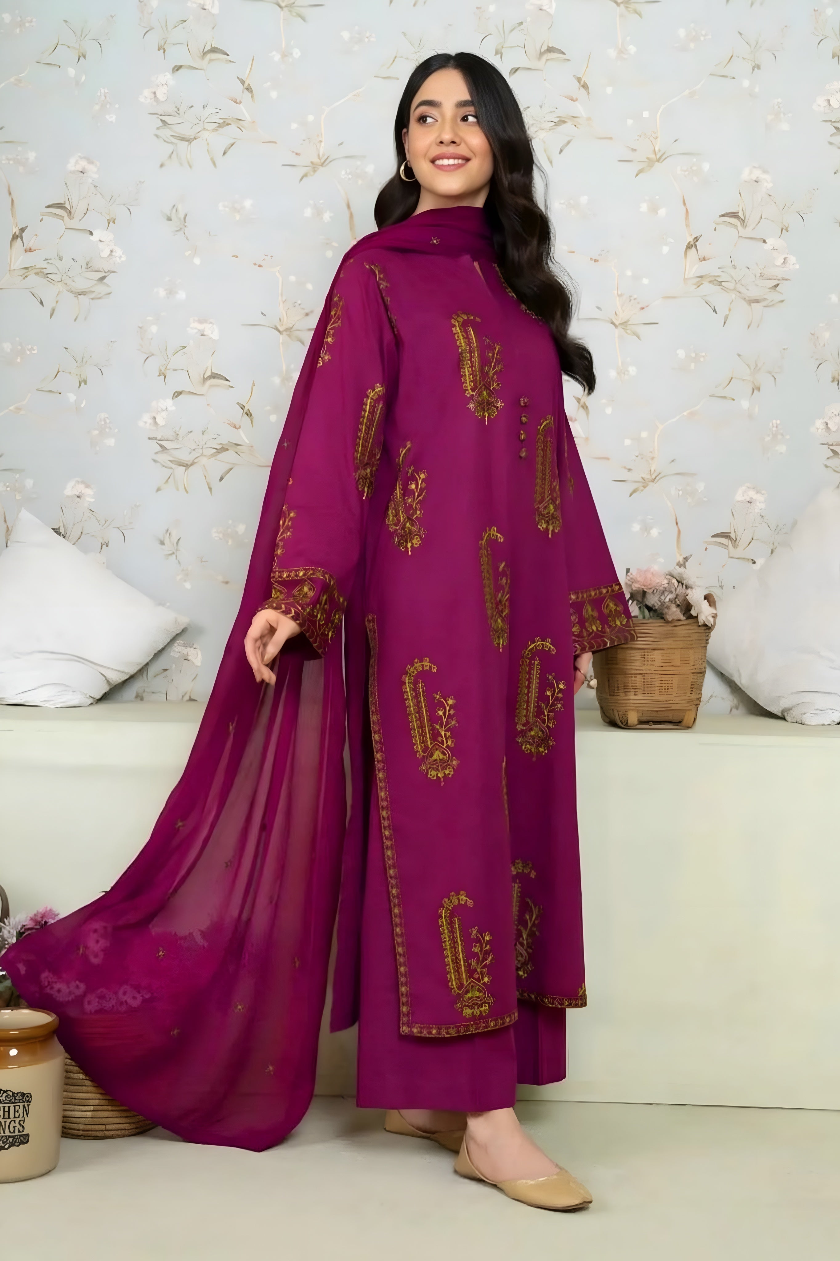 AMBER EMBROIDERED 3PC