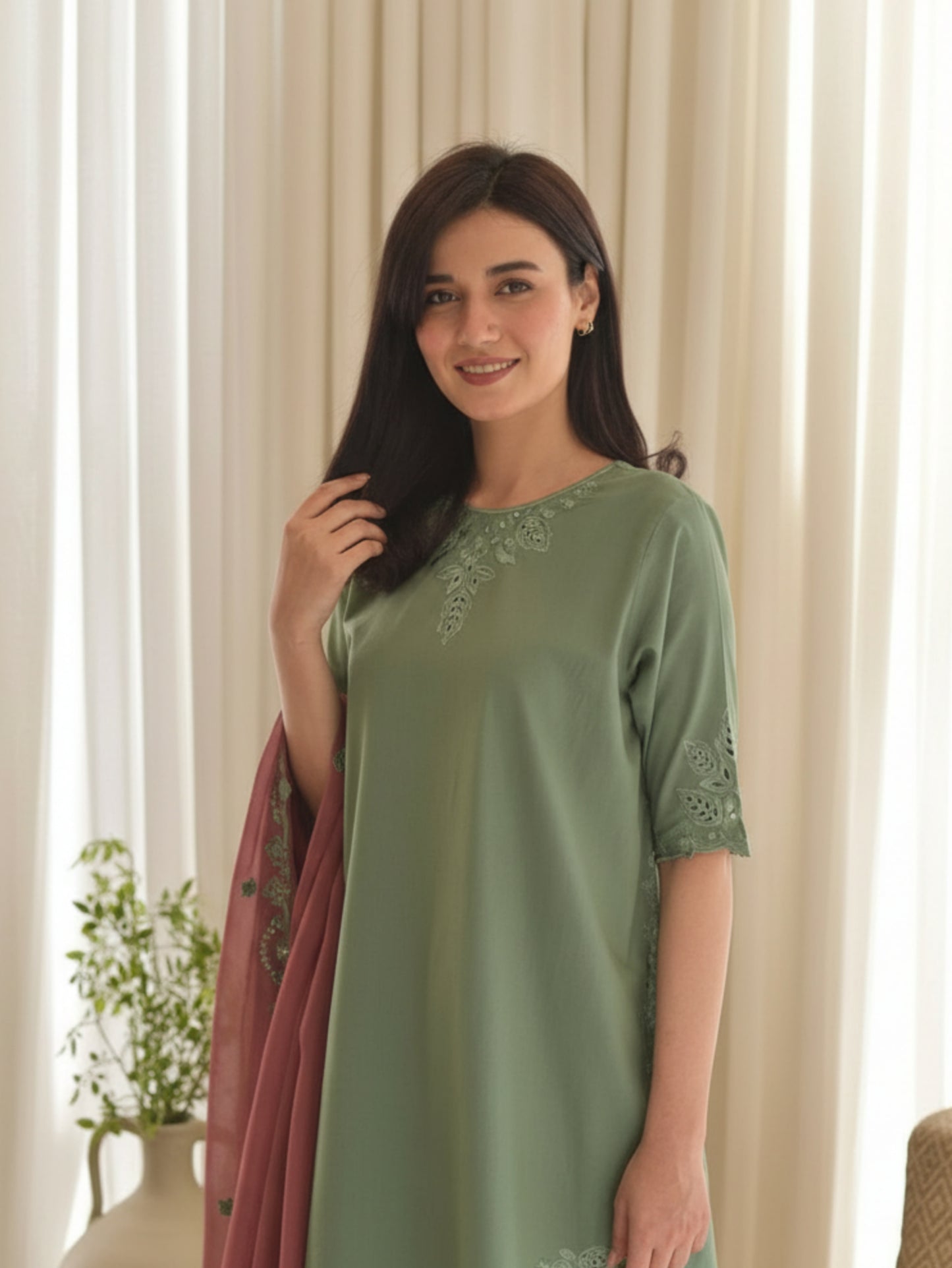 Zola 3 piece with farshi shalwar