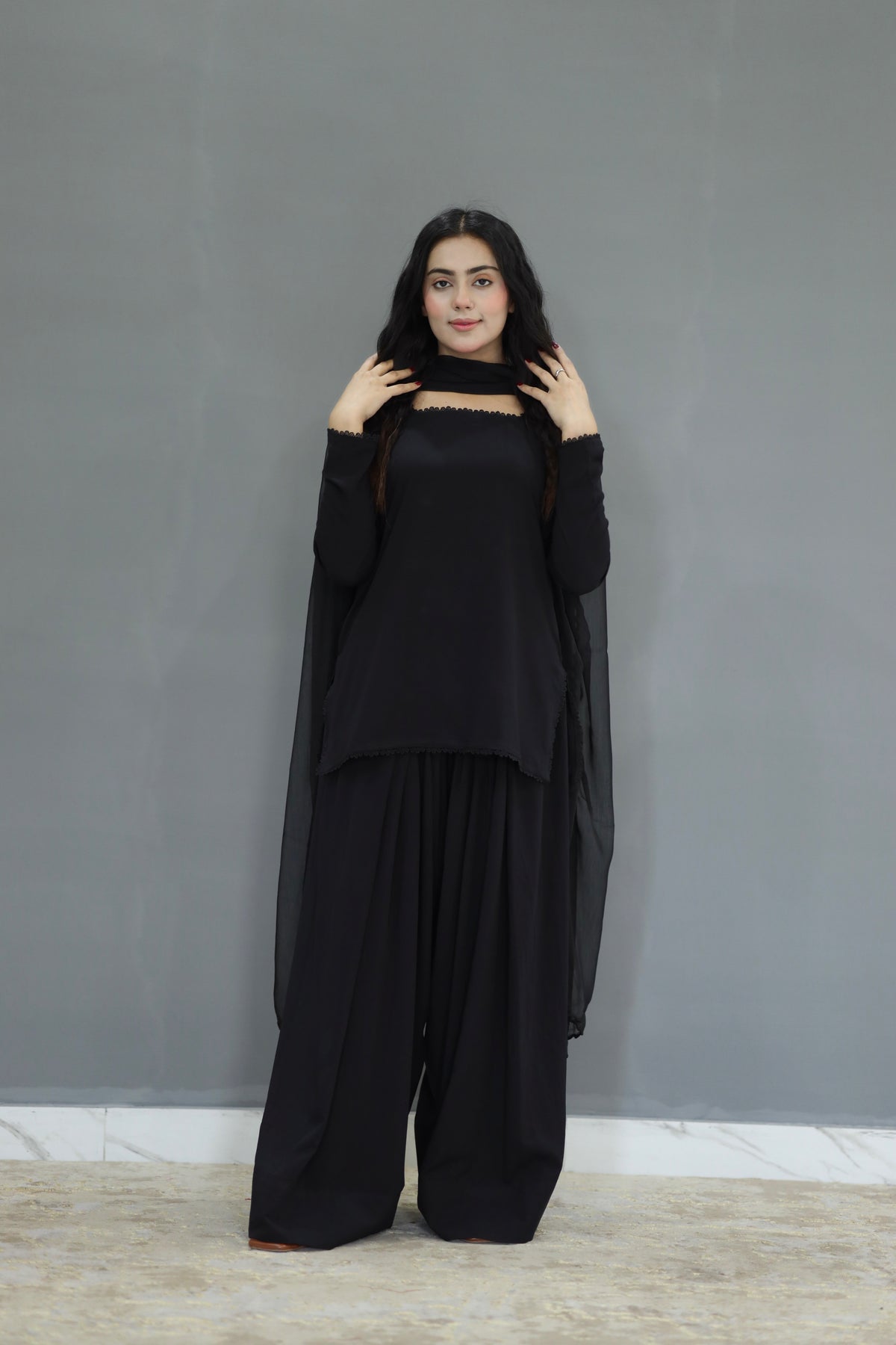 Mehru 3 PCs dress with farshi shalwar
